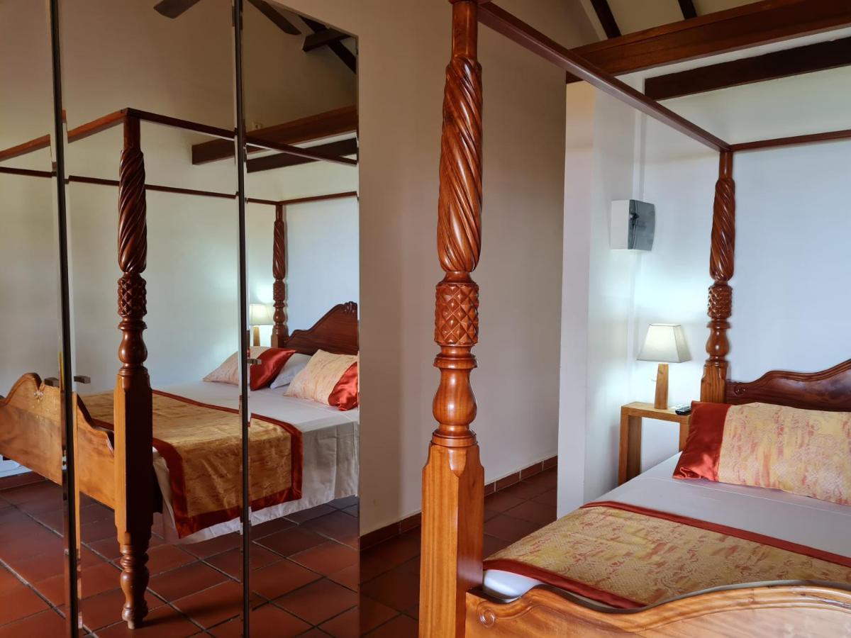 Chambre D'Hotes "Villa Rayon Vert" Deshaies Exteriér fotografie